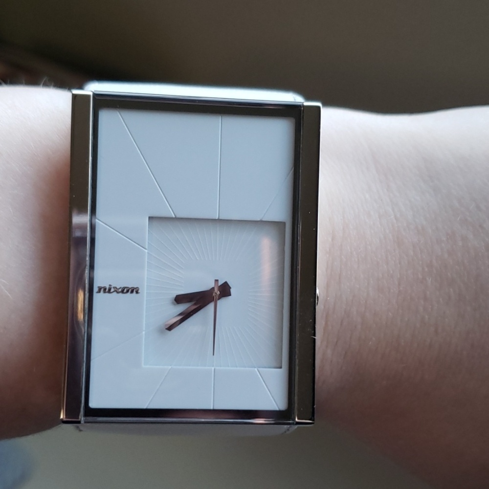 Nixon Picture Perfect The Motif Watch